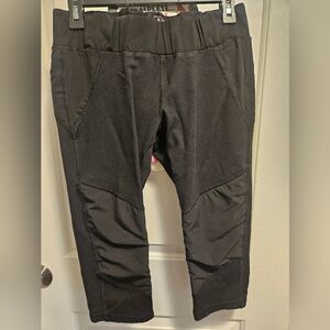 5.11 Tactical Women Raven Range Capris Black M 2A Patriot
